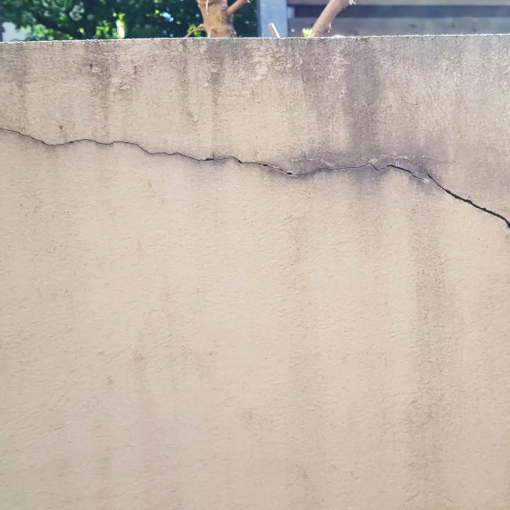 Swiss Renovation - Riss-Sanierung